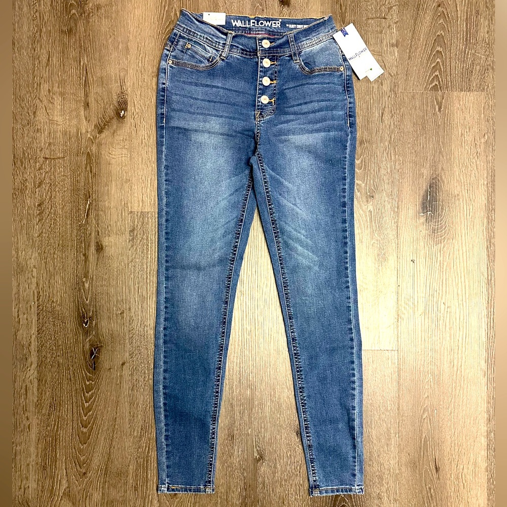 Juniors Button Down Jeans Sz 1 NWT